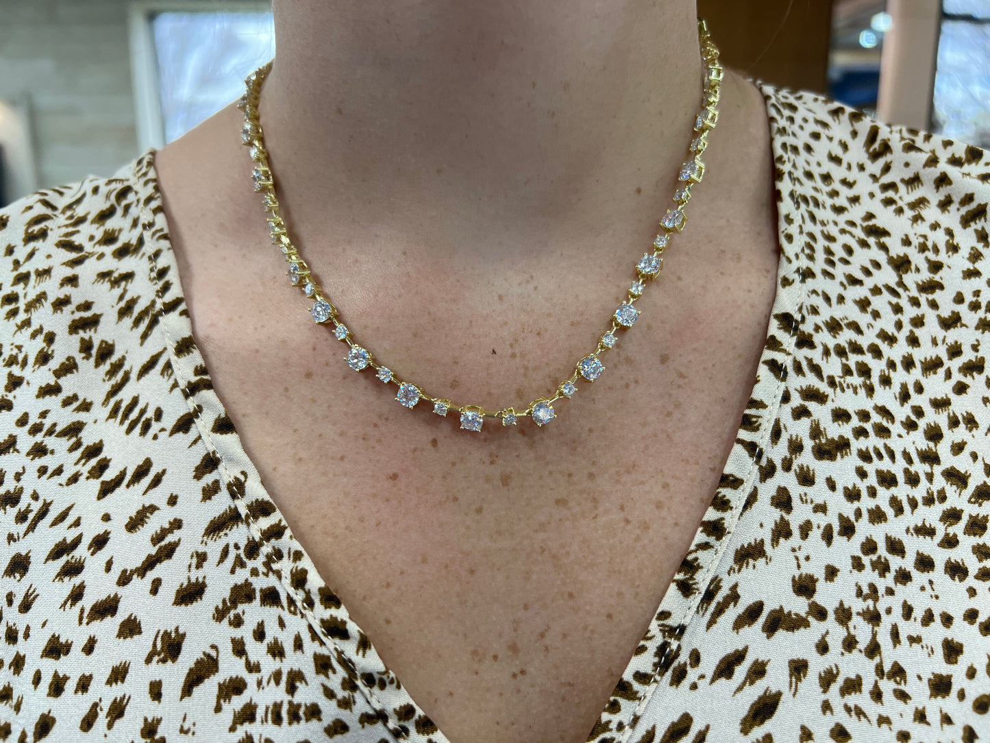 Exclusively Silver Alternating CZ Size Station Necklace