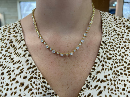 Exclusively Silver Alternating CZ Size Station Necklace