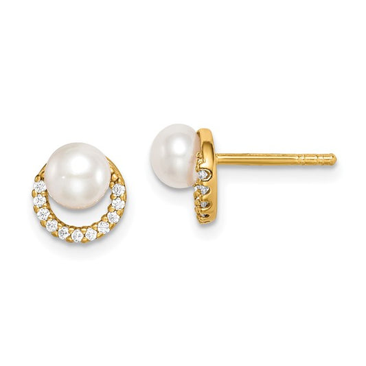 Exclusively Silver Freshwater Pearl Earring