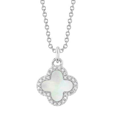 Shy Creation Clover Pearl Necklace